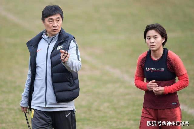 官宣：骑士一年合同签回TT 上赛季场均3.3+3.6